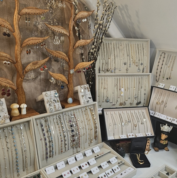 Lundin_Lux is LIVE 💎 - Picture 3 of 8